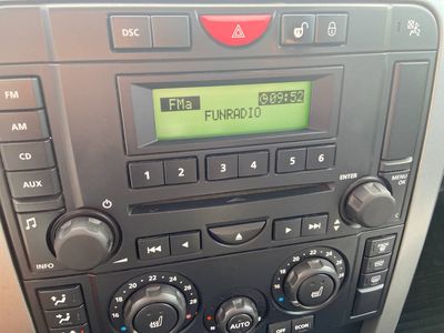 Land Rover Discovery 2.7 TDV6 S A/T | img. 11