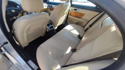 Jaguar XF 3.0D V6 240k Potfolio | img. 14