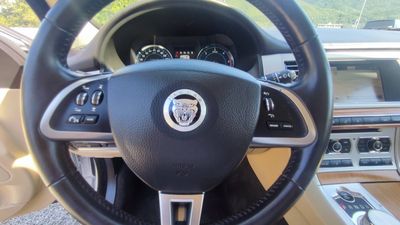 Jaguar XF 3.0D V6 240k Potfolio | img. 23