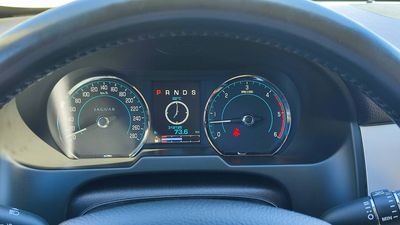 Jaguar XF 3.0D V6 240k Potfolio | img. 25