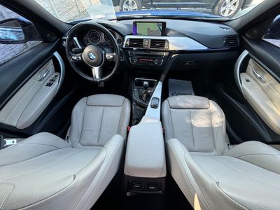 BMW Rad 3 335i Xdrive 64 000km manuál | img. 26