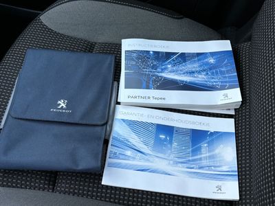 Peugeot Partner Tepee 1.2 Pure tech 81kw benzín Exclusive Top stav 1 majiteľ | img. 16