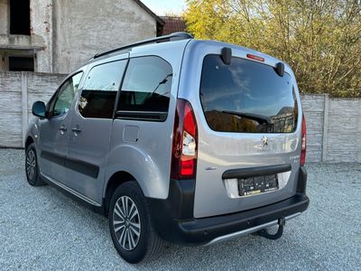 Peugeot Partner Tepee 1.2 Pure tech 81kw benzín Exclusive Top stav 1 majiteľ | img. 25