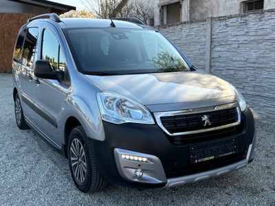 Peugeot Partner Tepee 1.2 Pure tech 81kw benzín Exclusive Top stav 1 majiteľ | img. 33
