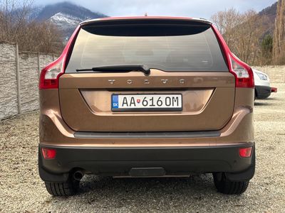 Volvo XC60 D5 AWD Summum Geartronic | img. 16