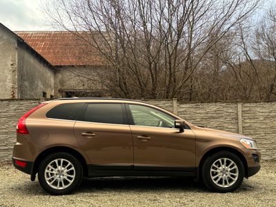 Volvo XC60 D5 AWD Summum Geartronic | img. 24