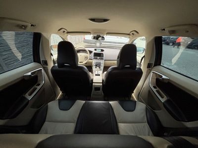 Volvo XC60 D5 AWD Summum Geartronic | img. 28