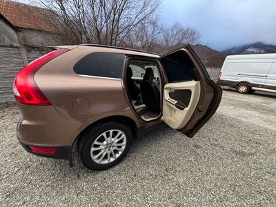 Volvo XC60 D5 AWD Summum Geartronic | img. 30