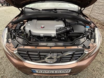 Volvo XC60 D5 AWD Summum Geartronic | img. 54