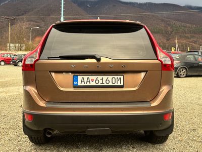Volvo XC60 D5 AWD Summum Geartronic | img. 5