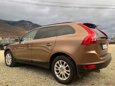Volvo XC60 D5 AWD Summum Geartronic | img. 6
