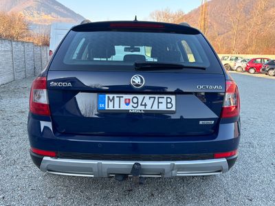 Škoda Octavia Combi SCOUT 2.0 TDI 4x4 | img. 18