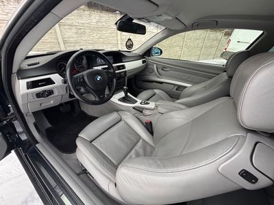 BMW Rad 3 Coupé 330 xd A/T | img. 32
