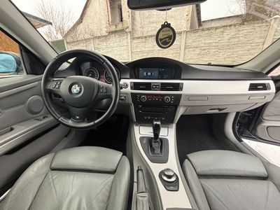 BMW Rad 3 Coupé 330 xd A/T | img. 38
