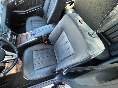 Mercedes-Benz E trieda Sedan 400 4MATIC A/T | img. 34