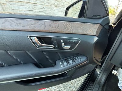 Mercedes-Benz E trieda Sedan 400 4MATIC A/T | img. 35