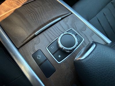 Mercedes-Benz E trieda Sedan 400 4MATIC A/T | img. 37