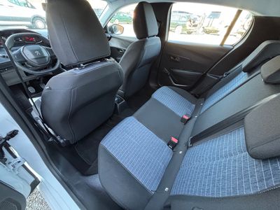 Peugeot 208 1.2 PureTech Active | img. 32
