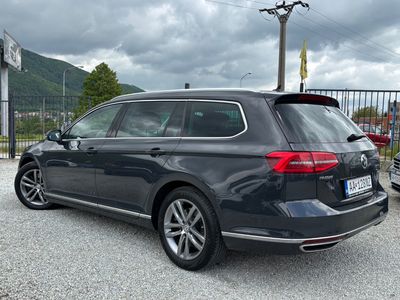 Volkswagen Passat Variant 2.0 BiTDI 240k BMT Highline 4MOTION DSG | img. 3