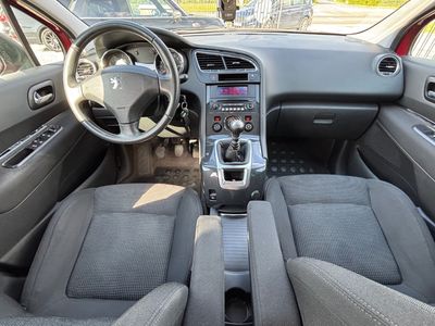 Peugeot 5008 1.6L HDi FAP Exclusive | img. 24