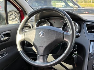 Peugeot 5008 1.6L HDi FAP Exclusive | img. 25