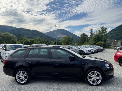 Škoda Octavia Combi 2.0 TDI Drive DSG EU6 | img. 9