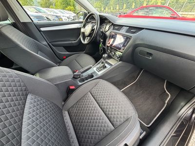 Škoda Octavia Combi 2.0 TDI Drive DSG EU6 | img. 26