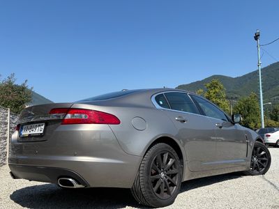 Jaguar XF 2.7D V6 Premium Luxury | img. 9