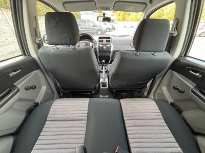 Suzuki SX4 1.5 GLX Urban Line AC | img. 21