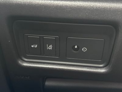 Land Rover Discovery Sport 2.0L TD4 HSE AT | img. 22