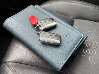 Land Rover Discovery Sport 2.0L TD4 HSE AT | img. 24