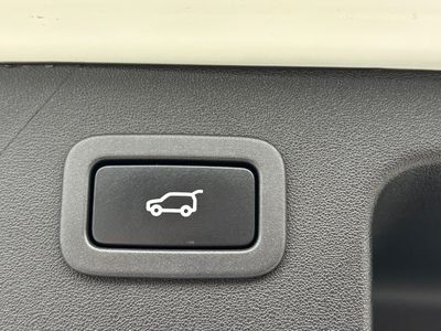 Land Rover Discovery Sport 2.0L TD4 180k HSE AT | img. 15