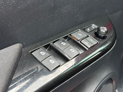 Toyota Hilux DC 2.4 I D-4D Executive A/T | img. 44