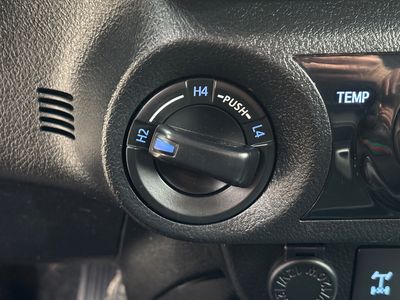 Toyota Hilux DC 2.4 I D-4D Executive A/T | img. 48