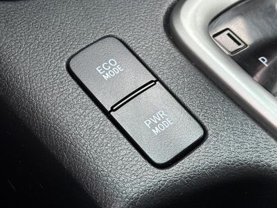 Toyota Hilux DC 2.4 I D-4D Executive A/T | img. 51