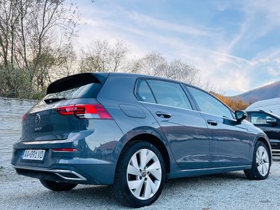 Volkswagen Golf 2.0 TDI Life | img. 1