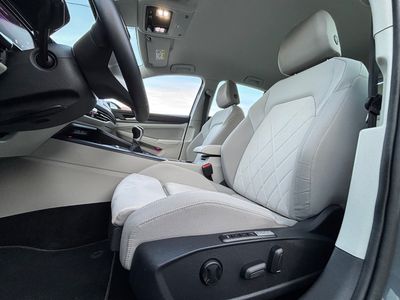 Volkswagen Golf 2.0 TDI Life | img. 30