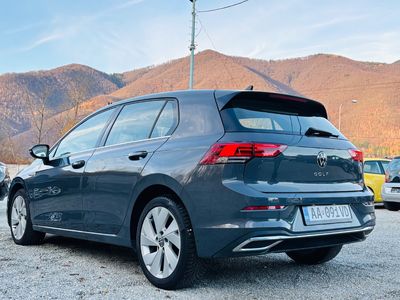 Volkswagen Golf 2.0 TDI Life | img. 3