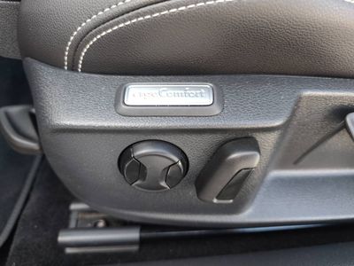 Volkswagen Passat Variant 1.6 TDI DSG Highline Facelift 148 000km | img. 40