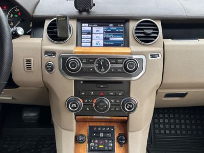 Land Rover Discovery 3.0 SDV6 HSE A/T | img. 30