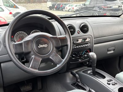 Jeep Cherokee 2.8 CRD 16V Sport A/T | img. 34