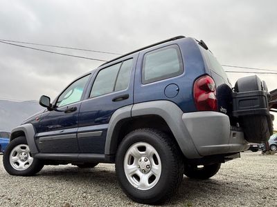 Jeep Cherokee 2.8 CRD 16V Sport A/T | img. 3