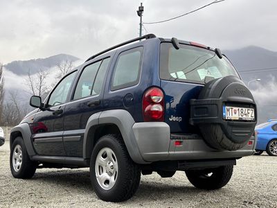 Jeep Cherokee 2.8 CRD 16V Sport A/T | img. 8