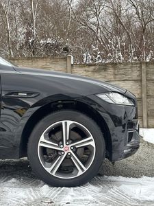 Jaguar F-Pace 2.0D I4 180k R-Sport AWD A/T | img. 33