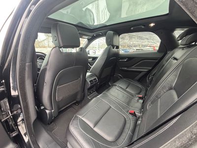 Jaguar F-Pace 2.0D I4 180k R-Sport AWD A/T | img. 41