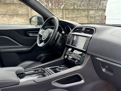 Jaguar F-Pace 2.0D I4 180k R-Sport AWD A/T | img. 47