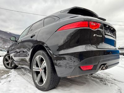 Jaguar F-Pace 2.0D I4 180k R-Sport AWD A/T | img. 4