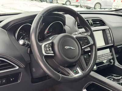 Jaguar F-Pace 2.0D I4 180k R-Sport AWD A/T | img. 49