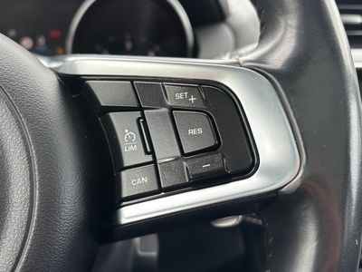 Jaguar F-Pace 2.0D I4 180k R-Sport AWD A/T | img. 58