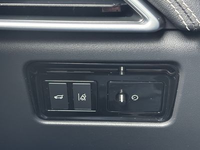 Jaguar F-Pace 2.0D I4 180k R-Sport AWD A/T | img. 60